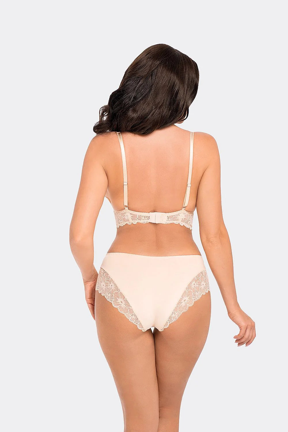 Ensemble Babell lingerie dentelle floral style romantique féminin soutien-gorge bralette culotte taille basse nude