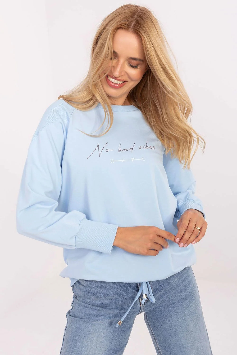 chemisier femme casual coton elasthanne confort coupe droite manches longues encolure ronde rivets inscription avant nouer bas silhouette sublimée moderne