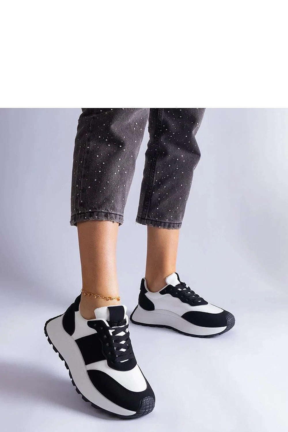 Baskets mode femmes style urbain design moderne baskets noires blanches confort hauteur Coupe basse