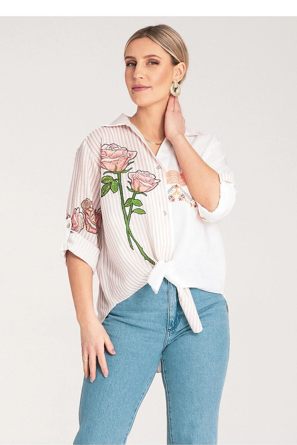 blouse femme asymétrique rayée brodée florale manches troisquarts col classique nouée devant tissu léger dentelle imprimé pêche bohème