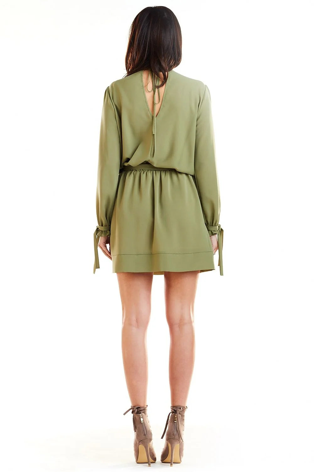 Robe élégante polyester vert olive bohème détails dorés coupe ample tendance idéale moments décontractés