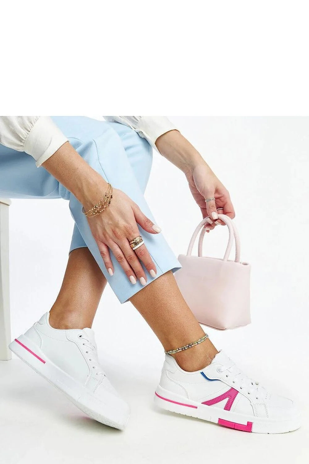 baskets Solea femme cuir synthétique basses lacets semelle plateforme caoutchouc épaisse perforations empeigne respirante col rembourré minimaliste blanc fuchsia bleu
