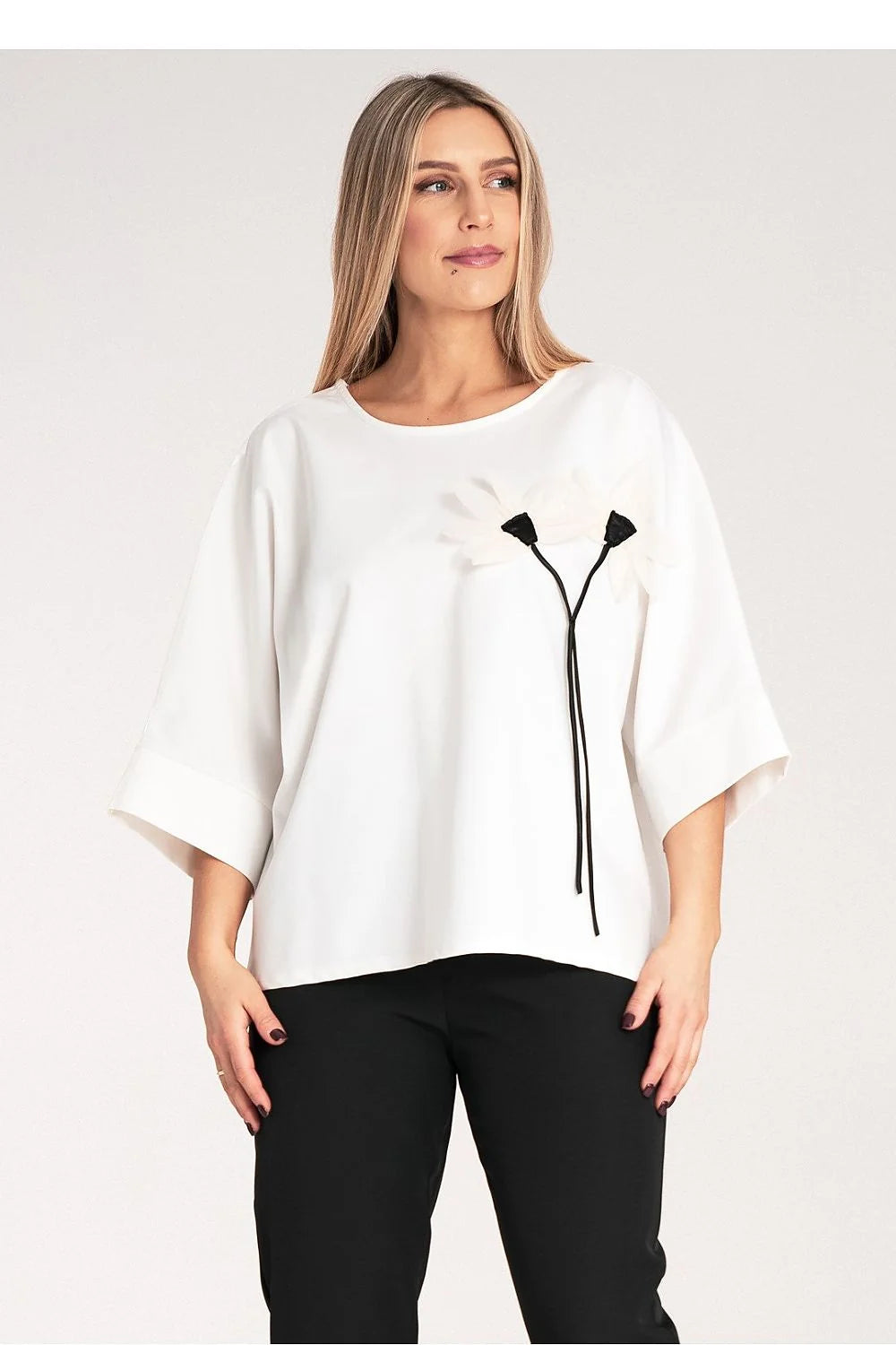 Chemisier Figl féminin élégant décontracté manches trois-quarts fleurs brodées coton élasthanne polyester femme mode été