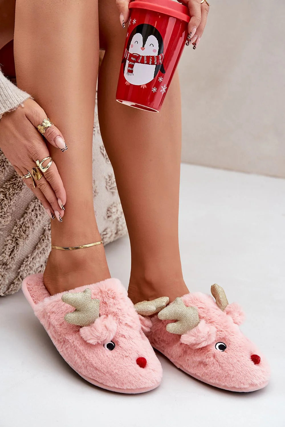 Pantoufles en fourrure pour femmes, style hivernal, fêtes, confort, motif renne, douillet, mode, cadeau, saison froide, intérieur, peluche, rénovation, cadeau Noel