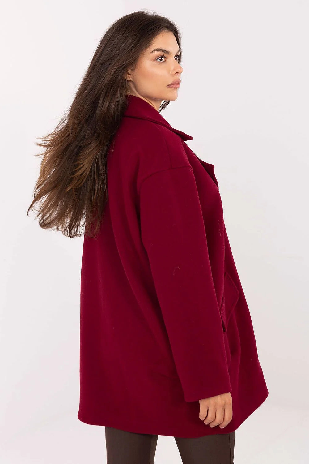 manteau femme bordeaux profond oversize mi cuisse droit double boutonnage col revers fermeture croisée poches rabat manches longues épais polyester