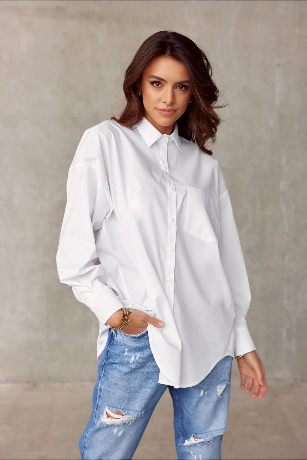 Chemise femme manches longues Roco Fashion style classique couleur bleu pastel coupe oversize en coton qualité supérieure
