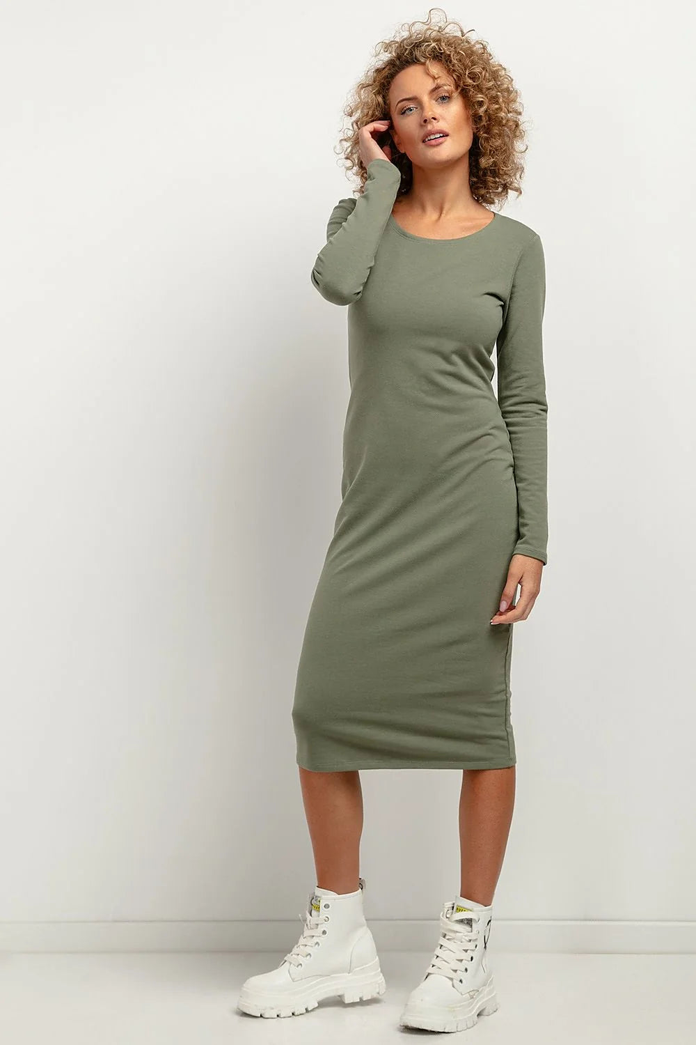 Robe midi ajustée Tessita en maille douce manches longues couleur kaki pour femme élégance日常 chic occasion多种