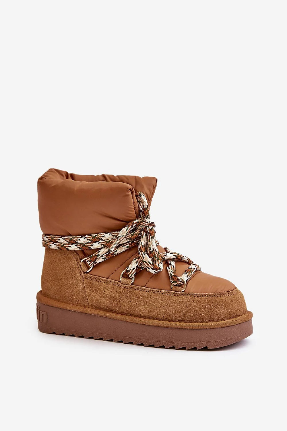 bottes neige femmes aprèsski suedine matelassé caramel fourrure rembourré doublure chaude semelle caoutchouc crantée antidérapante plateforme compensée lacets multicolores volumineuse