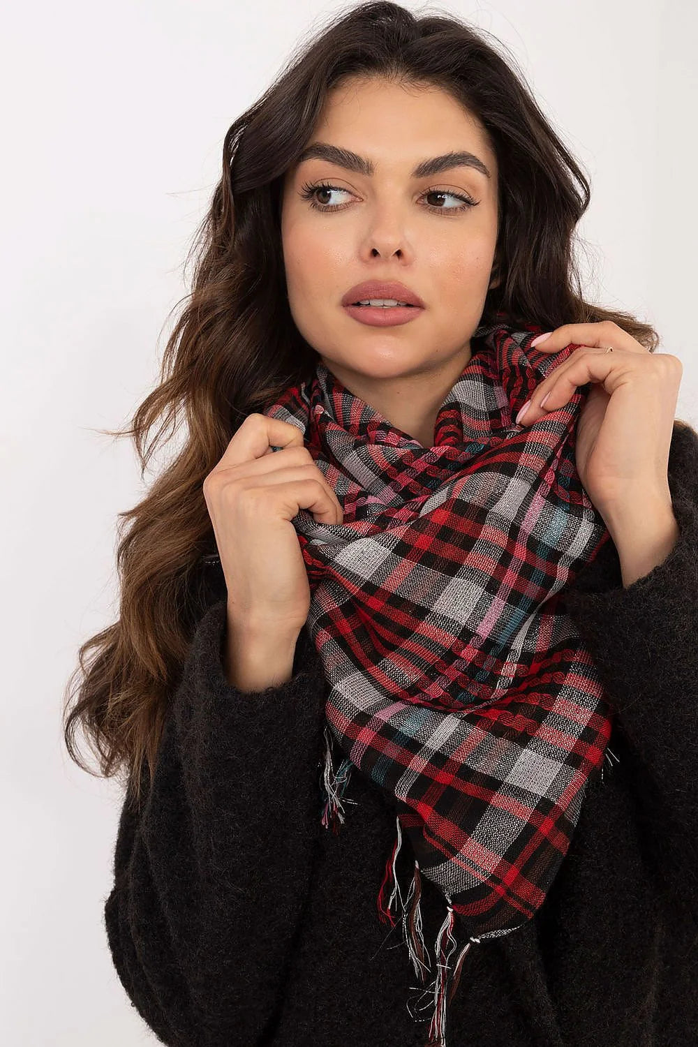 Foulard en laine à carreaux classique pour femme, doux et confortable, franges décoratives, grand format 100x100 cm, écharpe versatile pour tous les jours et occasions