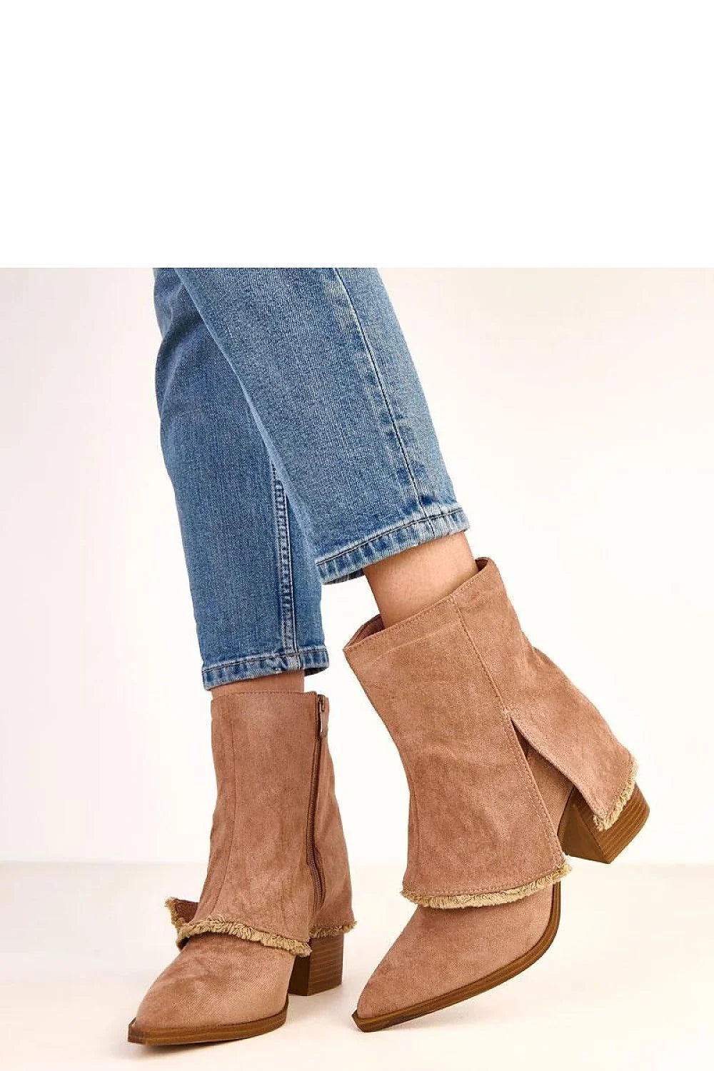 bottines cheville cuir suédé écologique rose taupe bohème bout pointu talon 9cm bloc fermeture éclair franges doublure tissu