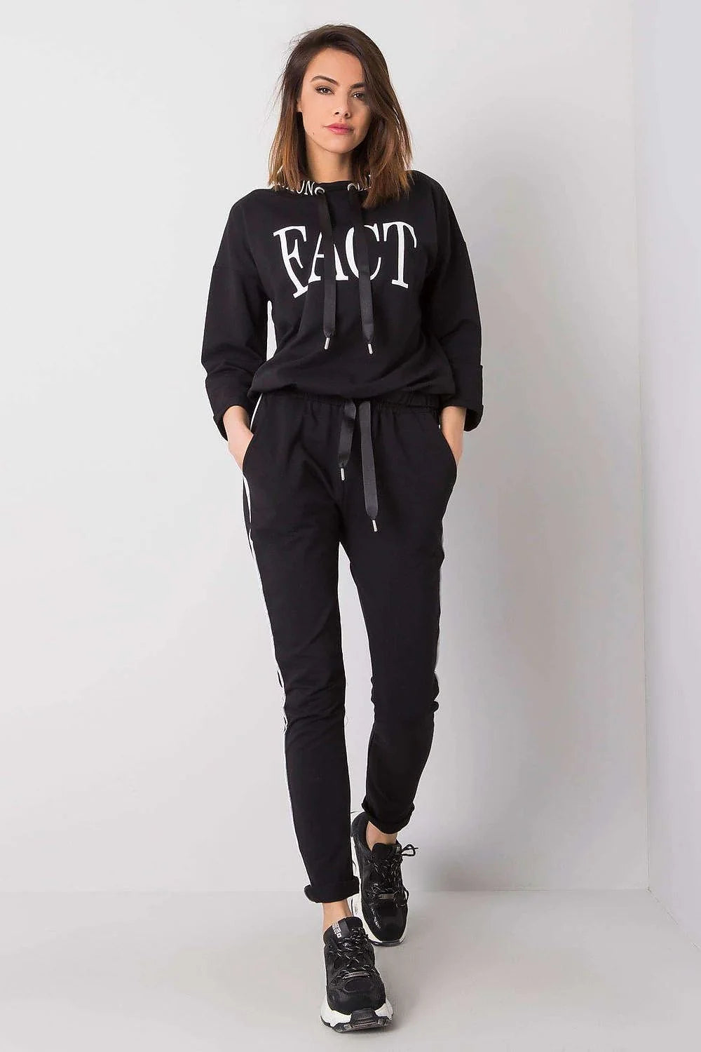 ensemble streetwear femme hoodie sweatshirt FACT gris anthracite molleton jersey extensible coton élasthanne pantalon slim ajusté capuche cordon