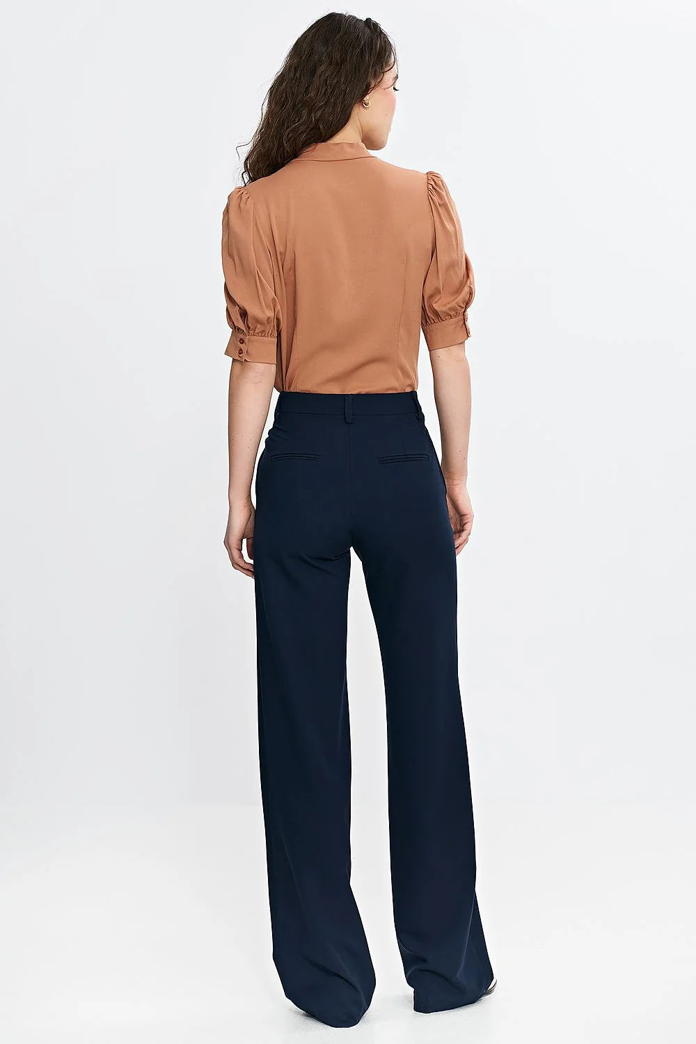 Chemisier élégant pour femme couleur brun rouille en viscose manches longues col lavallière nœud boutons