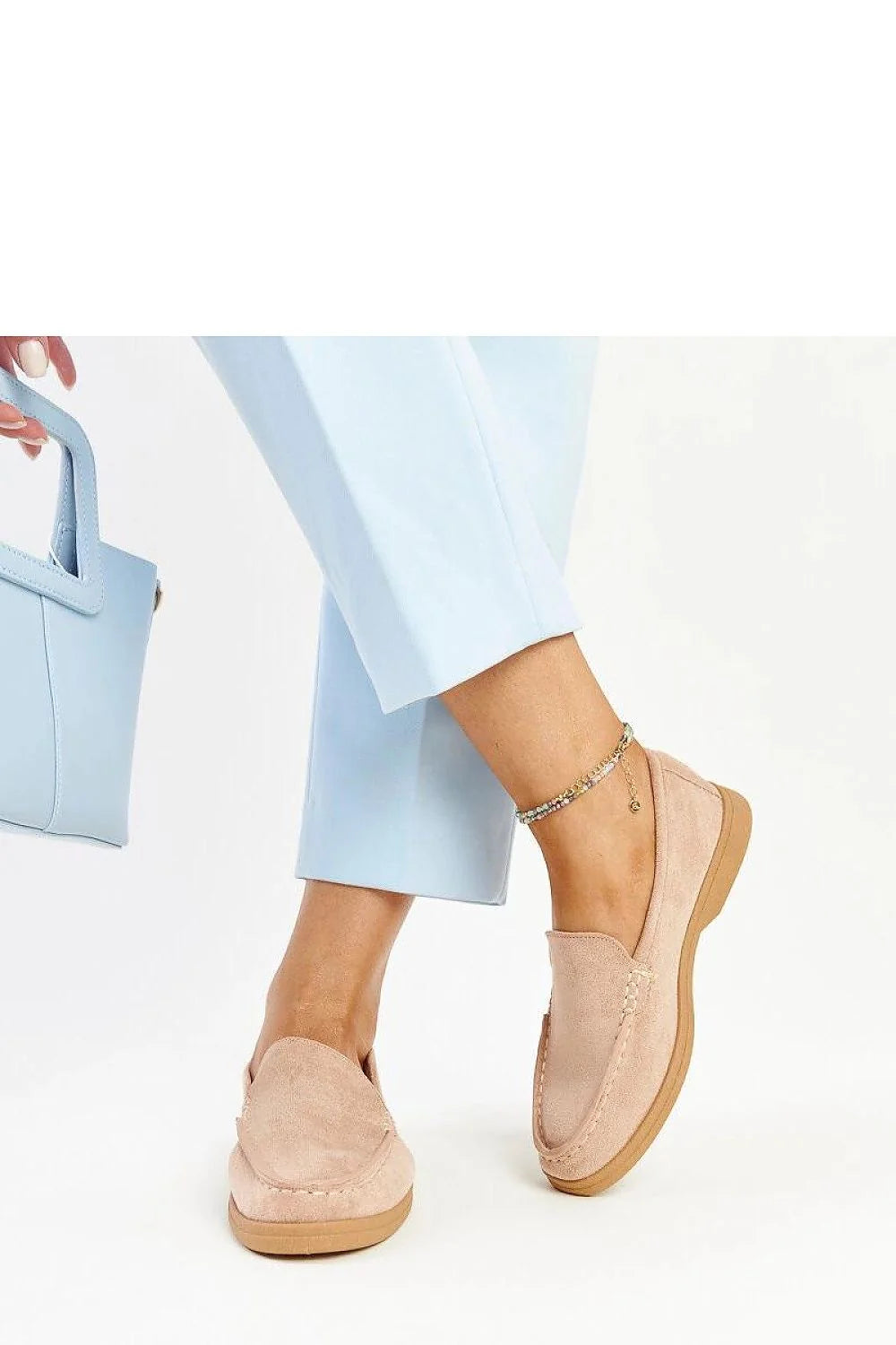 Mocassins femmes élégants cuir suédé rose pâle bout arrondi design intemporel confortable occasions variées