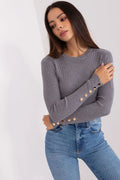 Pull féminin tricot côtelé gris sobre manches longues détails métalliques ajusté épuré mode automne/hiver