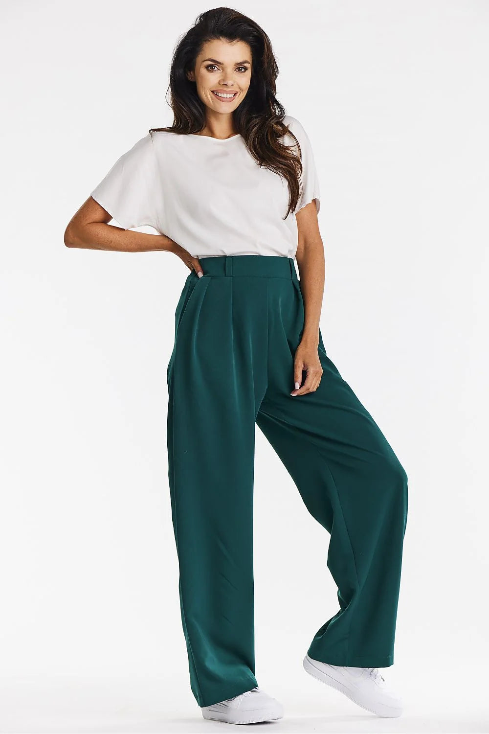 Pantalon femme taille haute jambes larges vert forêt blanc élégance confort matière douce style intemporel