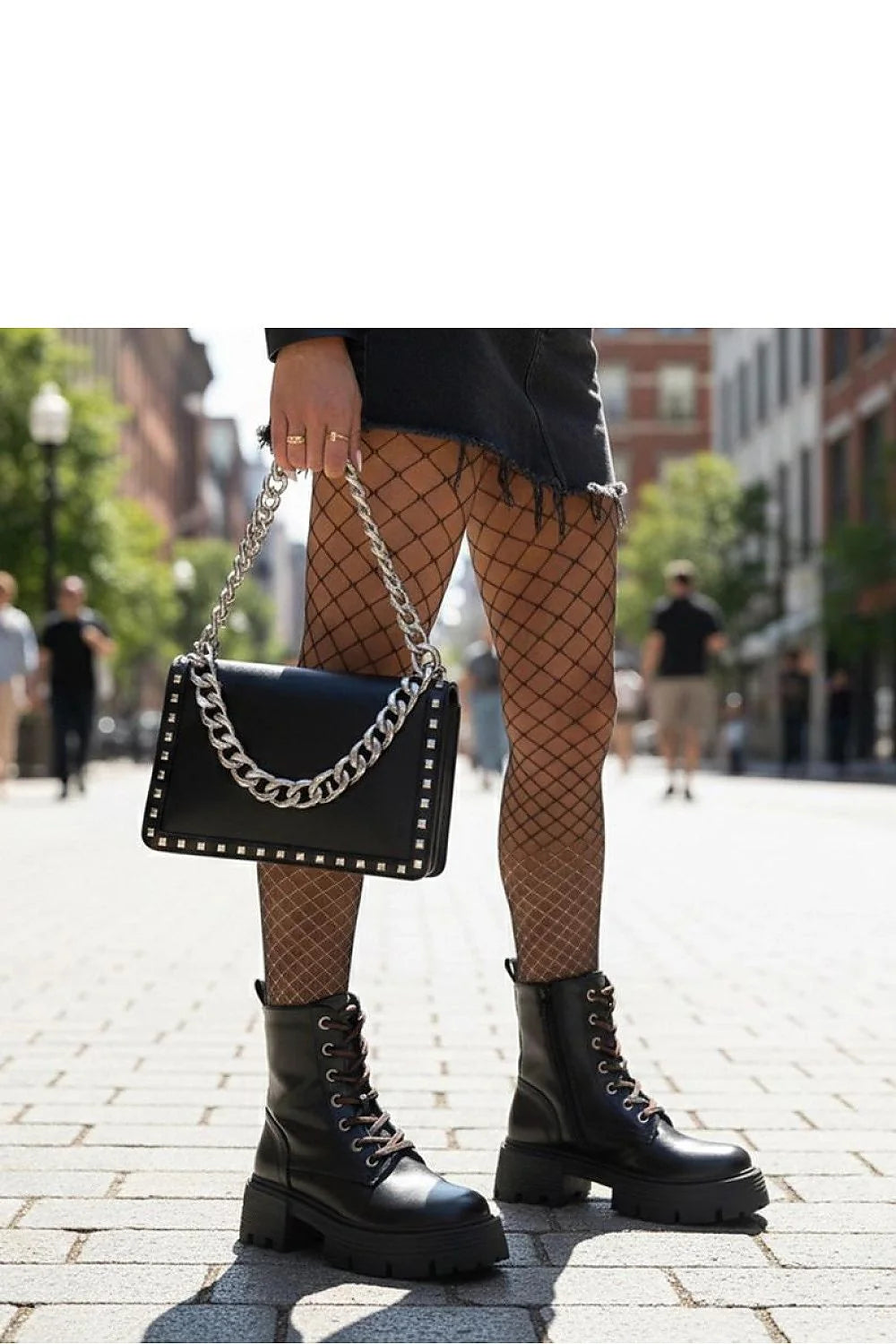 bottines plateforme 6cm similicuir noir semelle crantée talon double lacets œillets métalliques fermeture éclair doublure chaude bout rond confortable urbaine