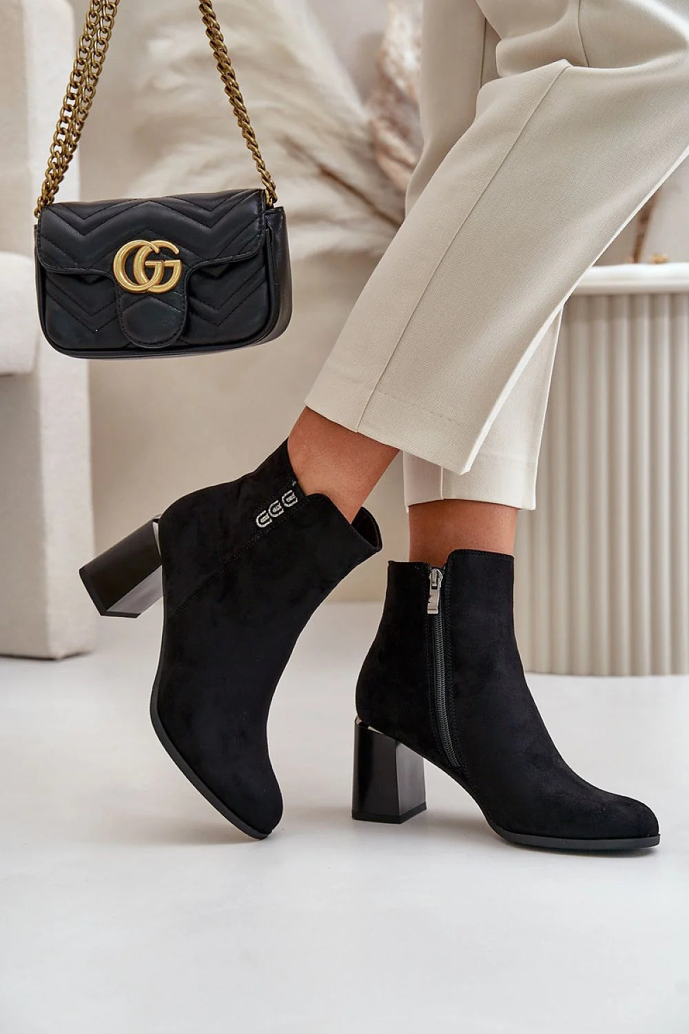 Bottes pour femmes en suédine douce talon carré fermeture à glissière fourrure synthétique automne-hiver élégance confort
