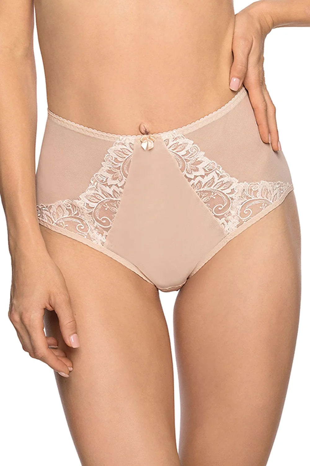 culotte taille haute beige microfibre douce tulle transparent dentelle florale brodée gainante sculptante ajustée élégante noeud élastique discret