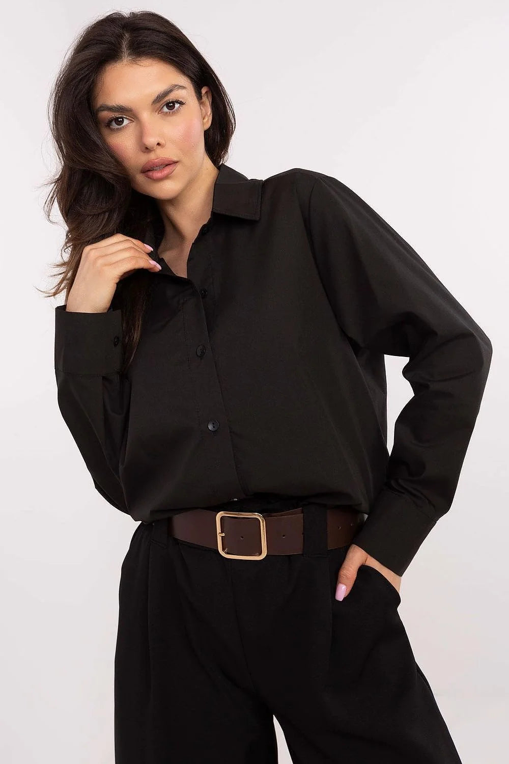 Chemise manche longue Lakerta en coton élasthanne style classique noir coupe ample fermeture boutons ceinture brune femmes