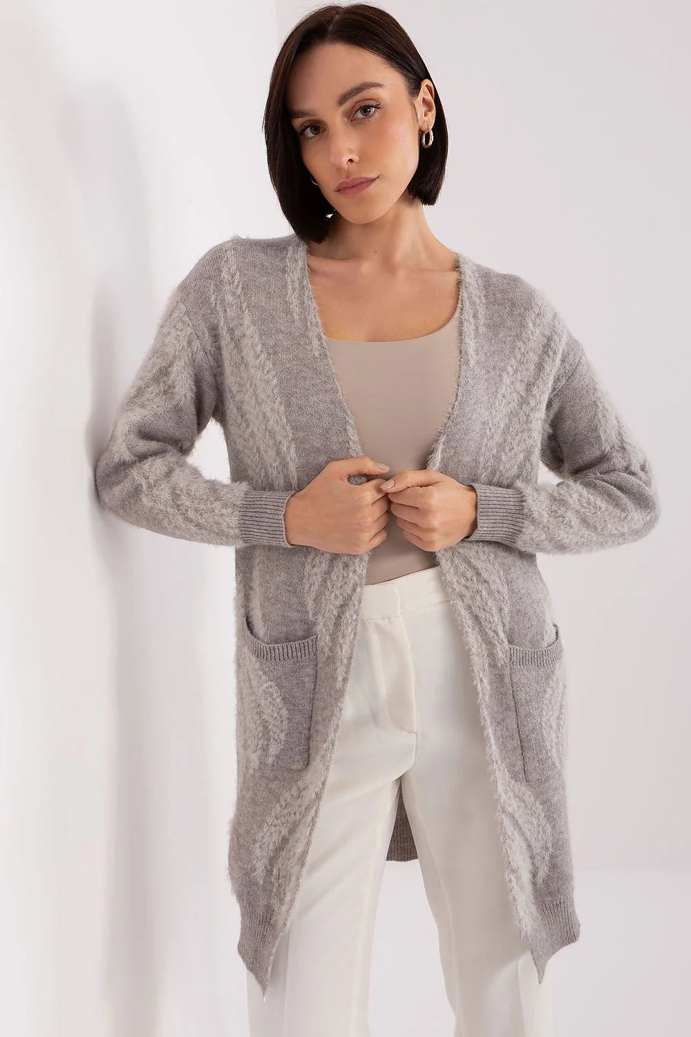 Cardigan AT pour femmes en maille duveteuse, coupe ample, manches longues, poches plaquées, style décontracté, automne-hiver