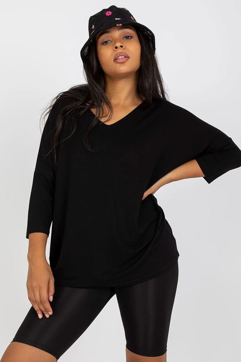 ensemble mode confort femmes grande taille haut noir manches trois quarts ample viscose elasthanne short cycliste ajusté bob floral brodé