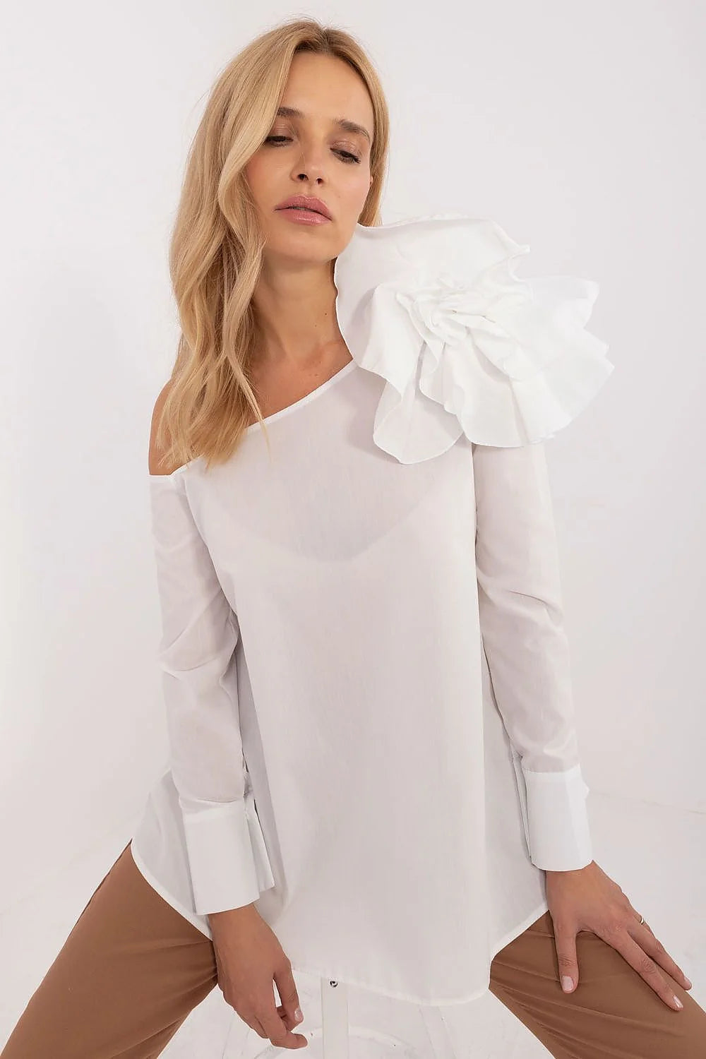 Chemisier Lakerta élégant asymétrique fleurs en tissu coton femme occasion formelle manches longues encolure bateau