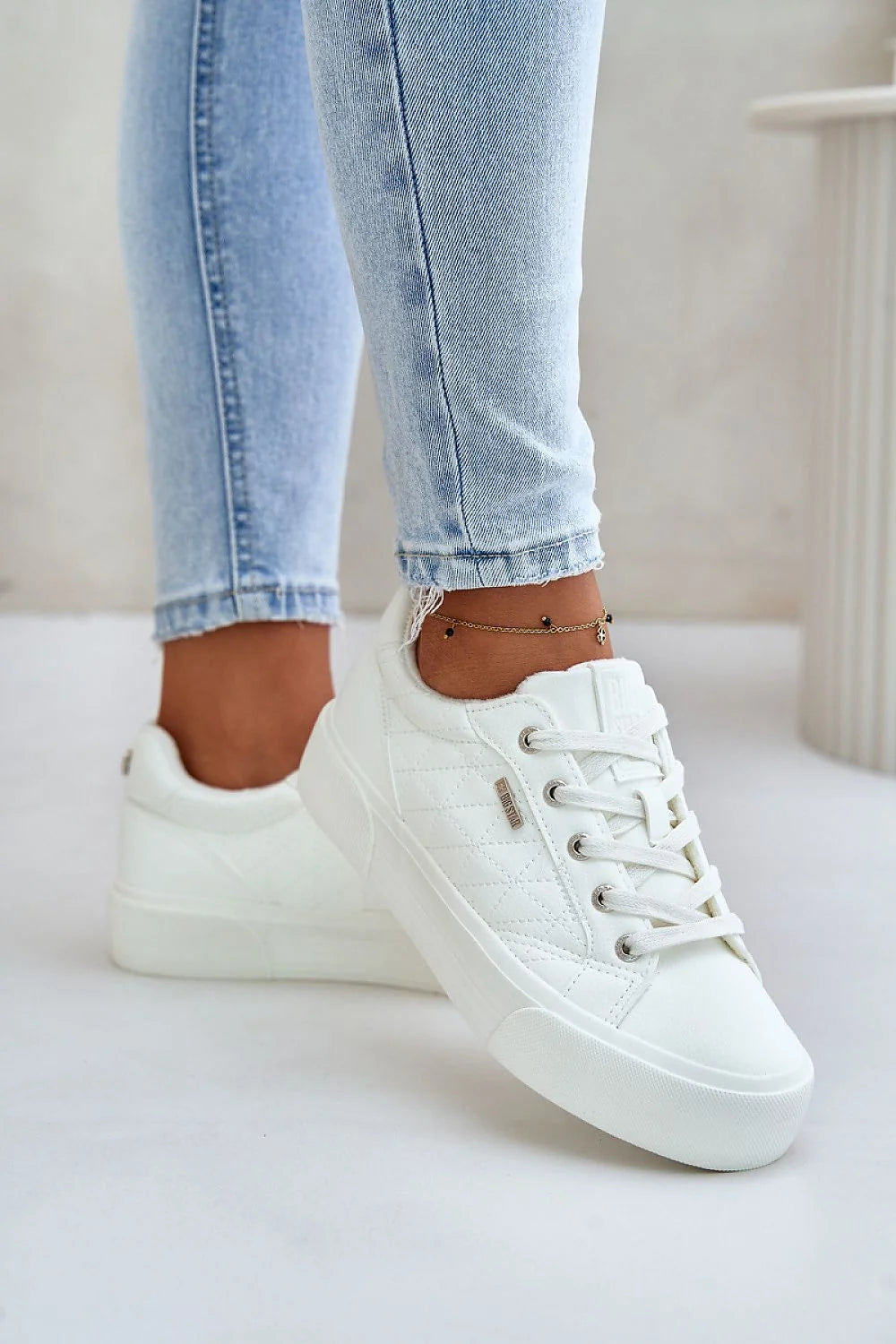 Baskets Step in style cuir synthétique blanc design moderne semelle plateforme confortable femmes style casual-chic