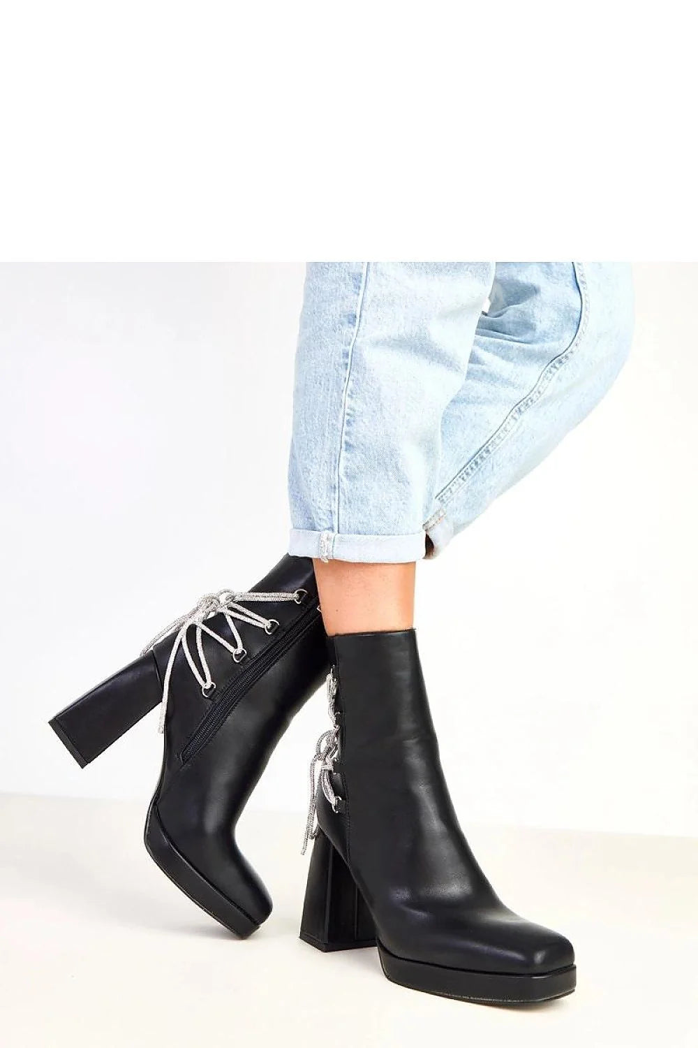 bottines femme noir cuir écologique bout rond tige cheville talon poteau haut 10cm plateforme 2cm lacets zircons arrière