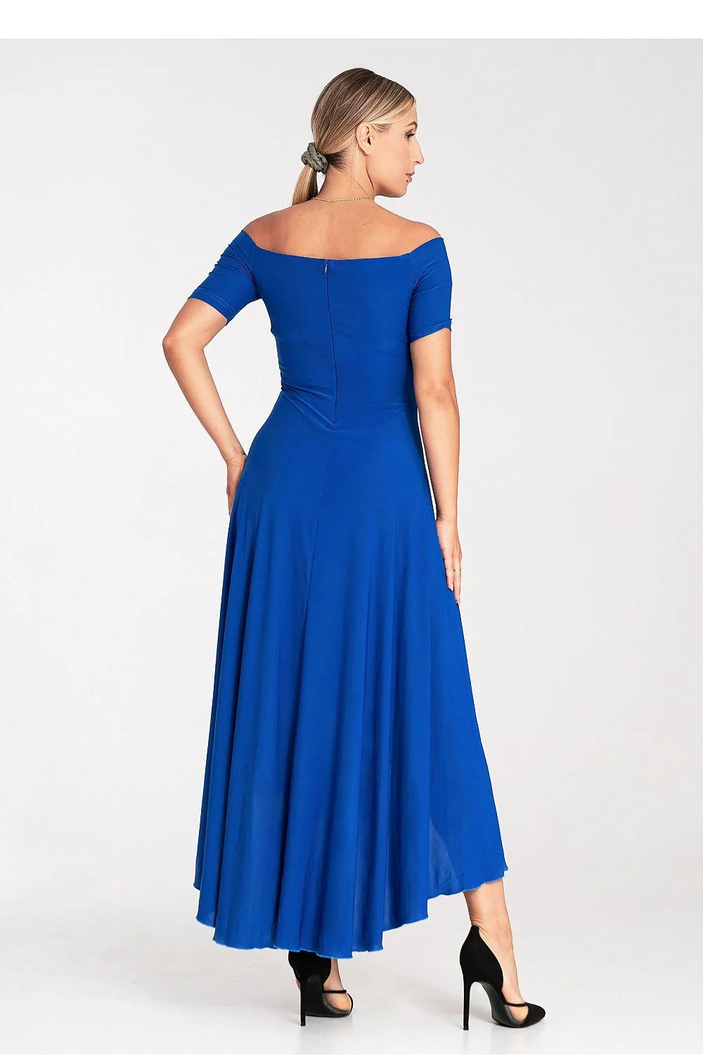 robe soirée longue bleu vif bardot sans épaules manches courtes ajustée jupe évasée ourlet asymétrique plongeant zipé fluide