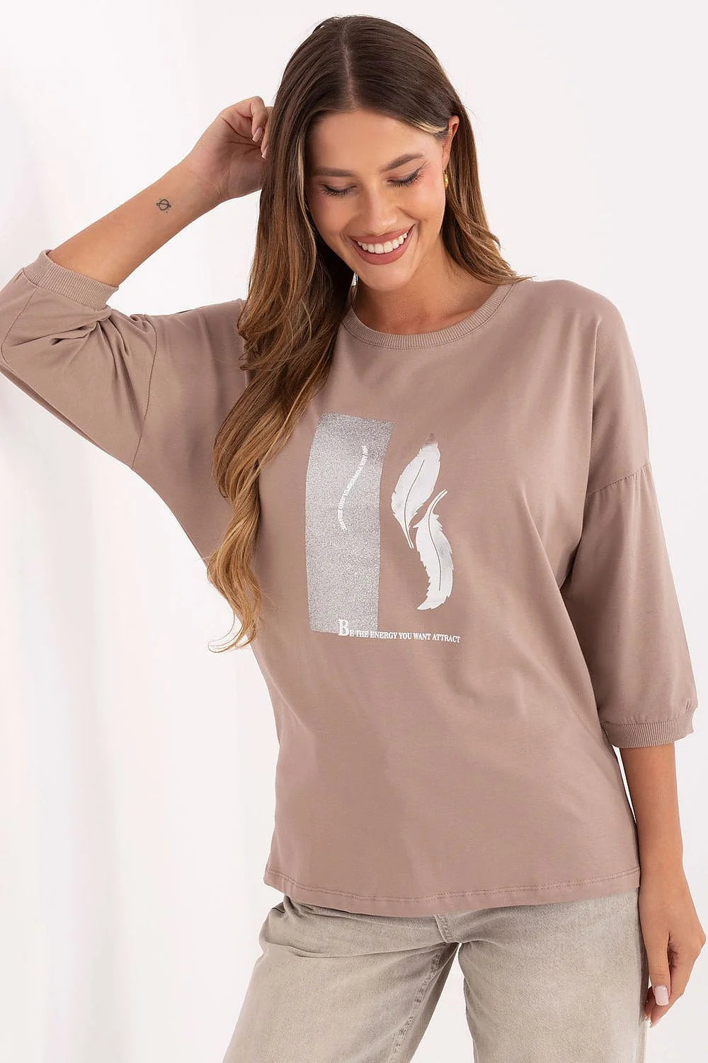 chemisier femme casual oversize taupe coton jersey stretch doux manches troisquarts encolure ronde imprimé métallique pailleté plumes poignets cotelés standard