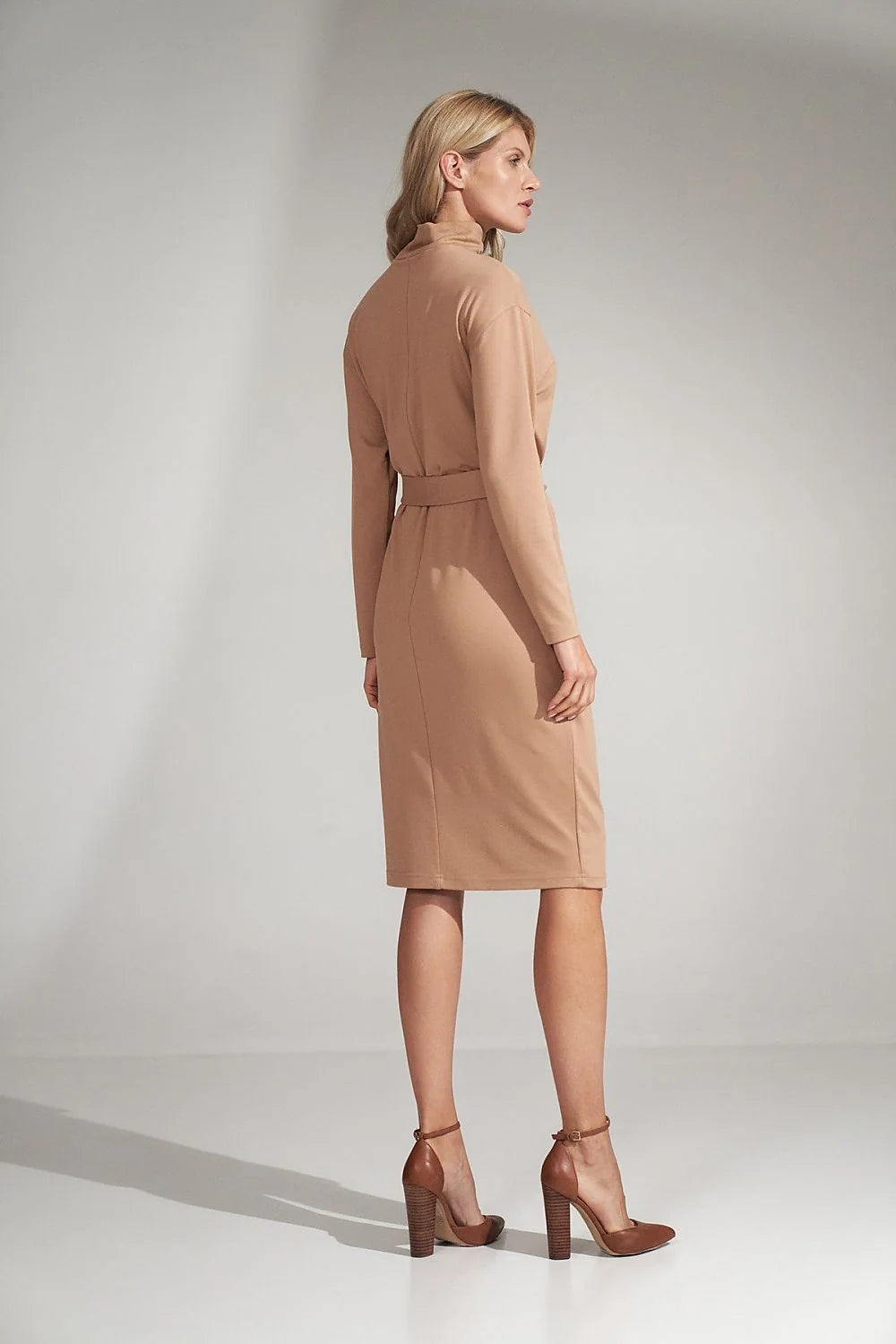 Robe midi femme Figl beige clair col montant manches longues élégante intemporelle chic et confortable