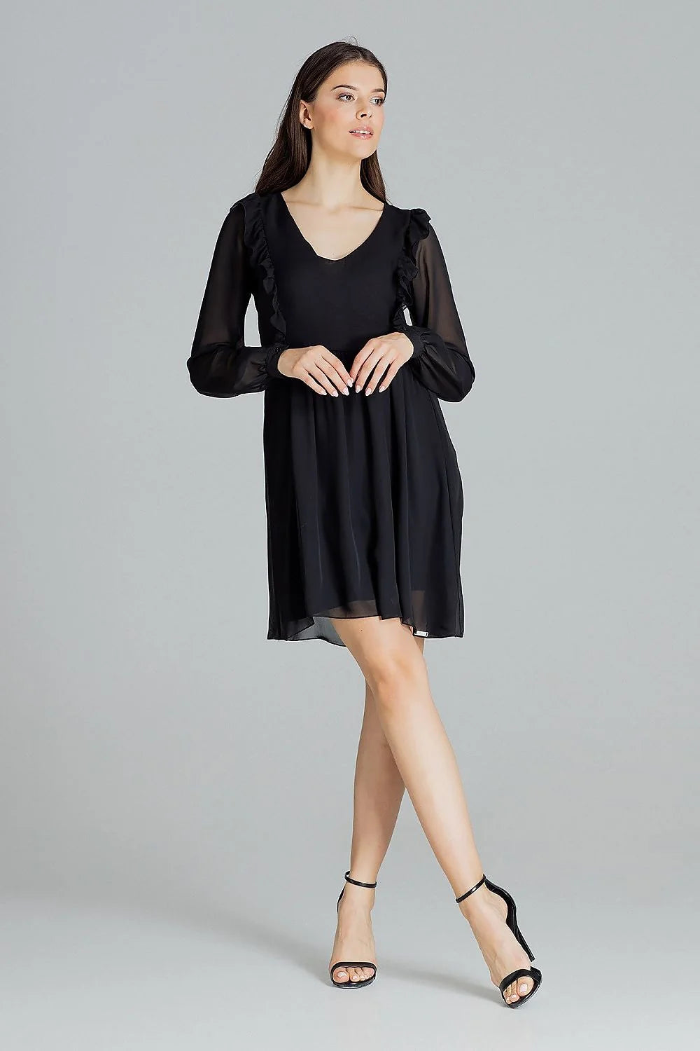 robe cocktail mousseline blanche manches longues volants coupe midi ajustable ceinture intégrée col V décolleté romantique fluide doublure opacité élégante