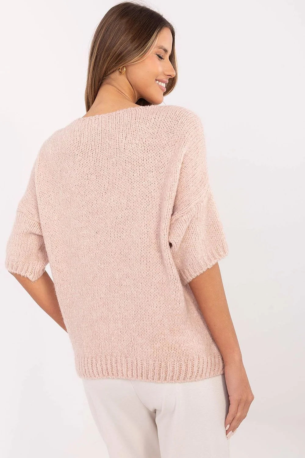 Pull à manches courtes féminin casual chic en maille douce rose pâle épaules oversized encolure en V ourlets côtelés