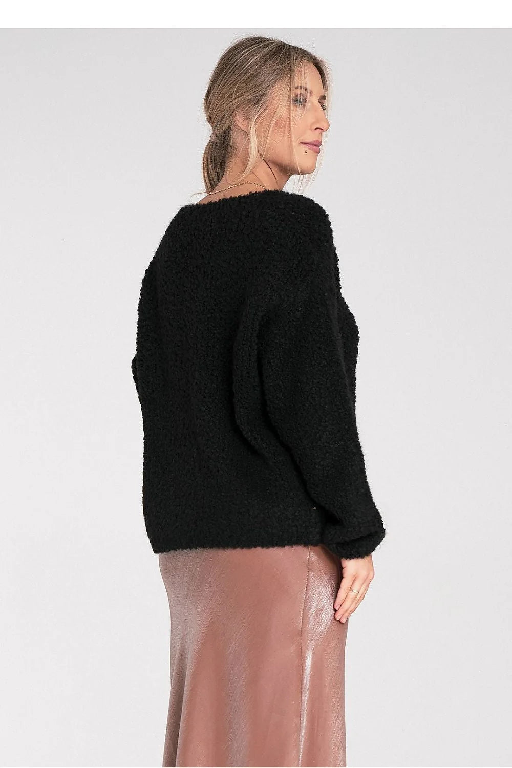 pull femme noir maille bouclette teddy oversize boxy encolure ronde manches longues volumineuses duveteuse chaude