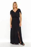 Robe élégante longue sans manches en tissu fluide noir pour femme, occasion soirée ou événement