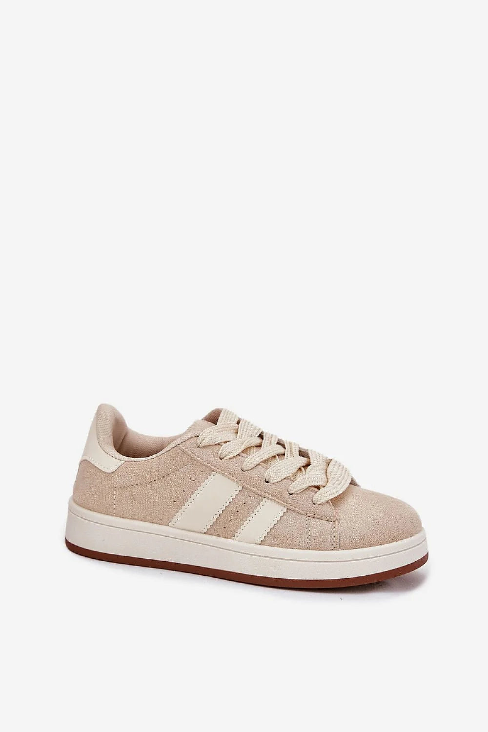 Chaussures de sport pour femmes design moderne cuir suédé éco-friendly confort maximal style casual-chic beige doré