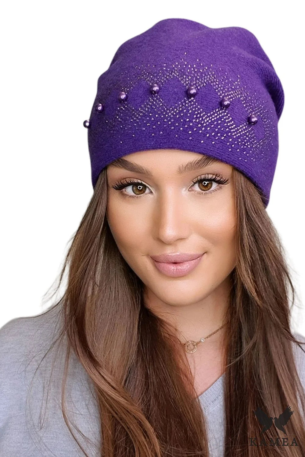 Bonnet d'hiver élégant pour femme en laine violette avec perles et strass ajustement parfait coupe ample doux et confortable