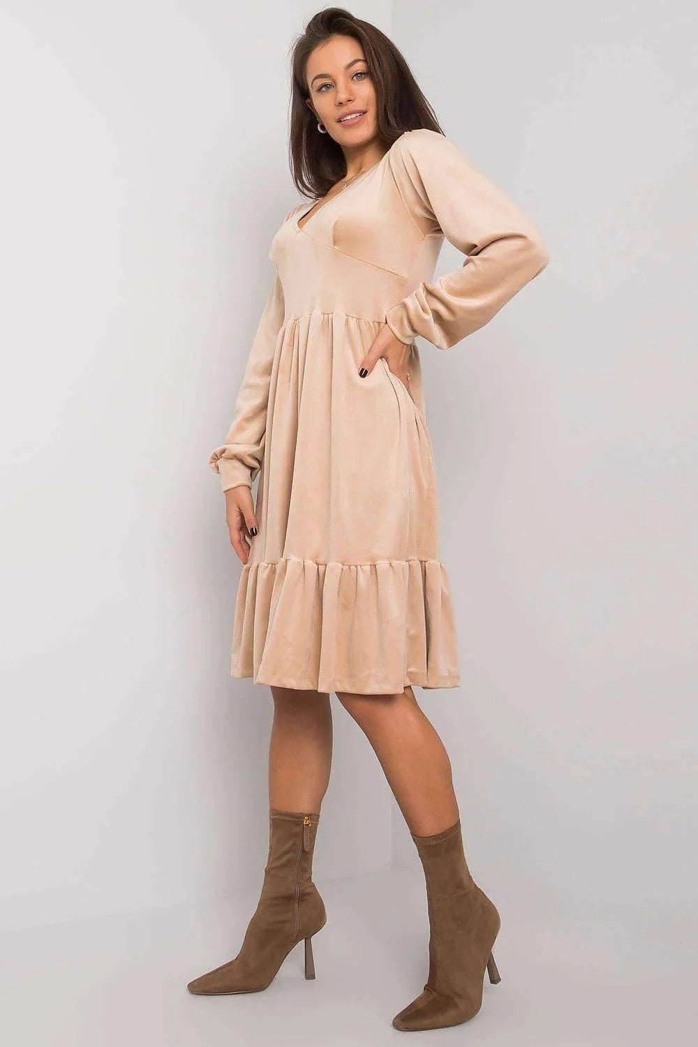 Robe en velours marron élégante manches longues encolure V empire pour femme automne casual