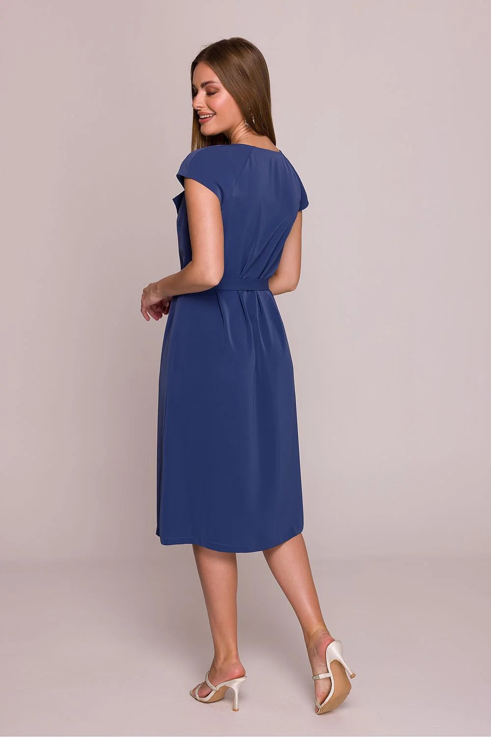 Robe de cocktail élégante moderne bleu marine A-line taille ajustable V-neck volant manches courtes polyester semi-formelle femme