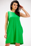 Robe d'été femme style casual chic coupe droite et fluide couleur verte vif matière douce et respirante
