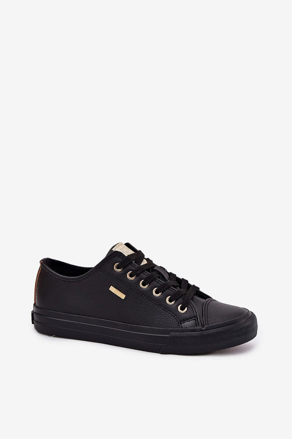 baskets femme basses similicuir grainé noir semelle caoutchouc épaisse confort quotidien casual chic lacets plats œillets dorés plaque logo doré