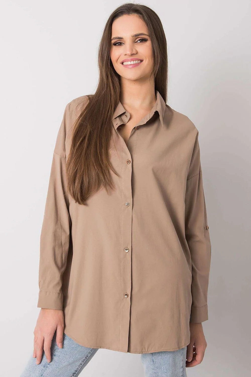 Chemise femme beige taupe ample coton polyester style décontracté élégante boutons marron oversize