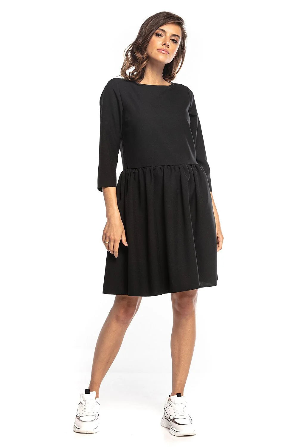 Robe évasée en coton bleu canard moderne confortable manches trois-quarts chic pour femme élégante
