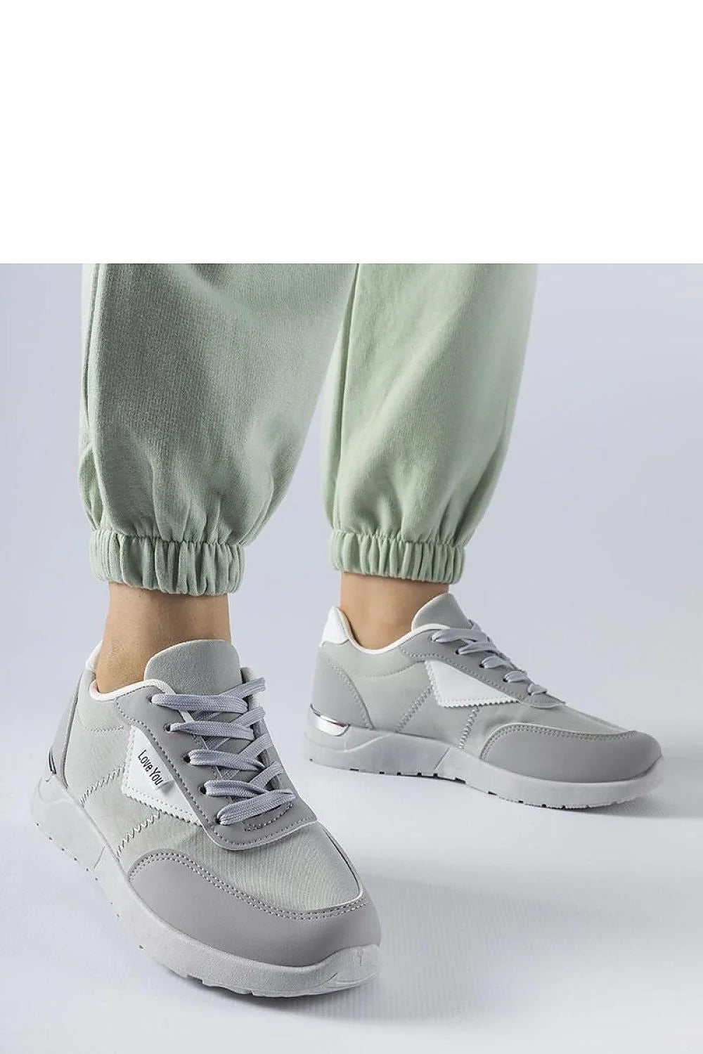 Baskets Solea pour femme en tissu gris style moderne design épuré confort amorti semelle épaisse fermeture lacets occasion ville sport quotidien été printemps