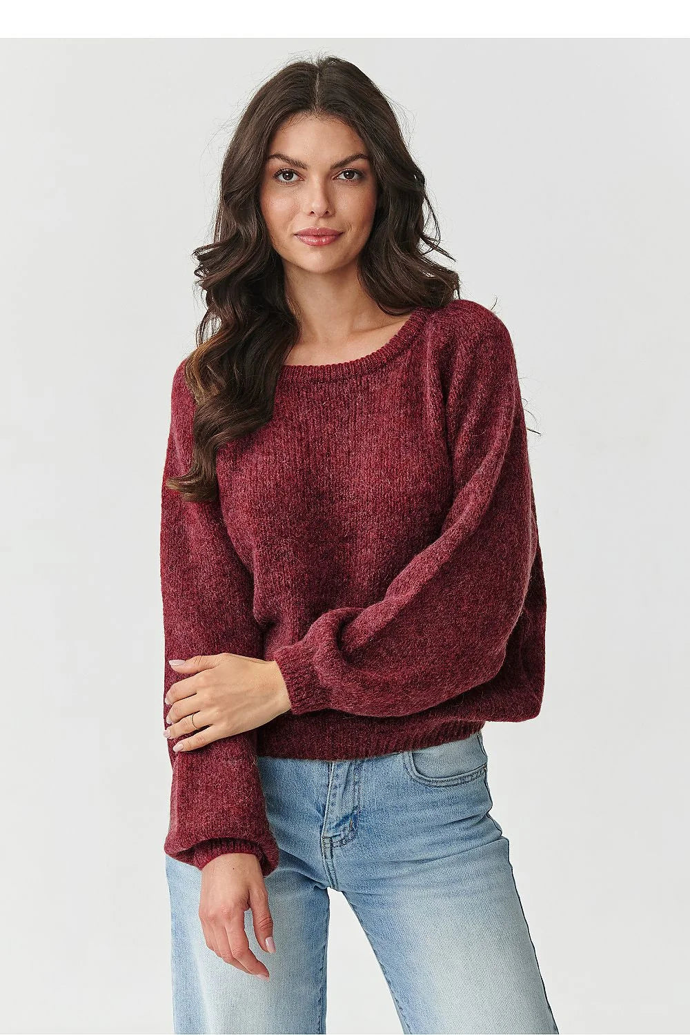pull femme maille chenille bordeaux col rond coupe boxy courte manches longues bouffantes bords côtes douce moelleuse chaud polyvalent élégant