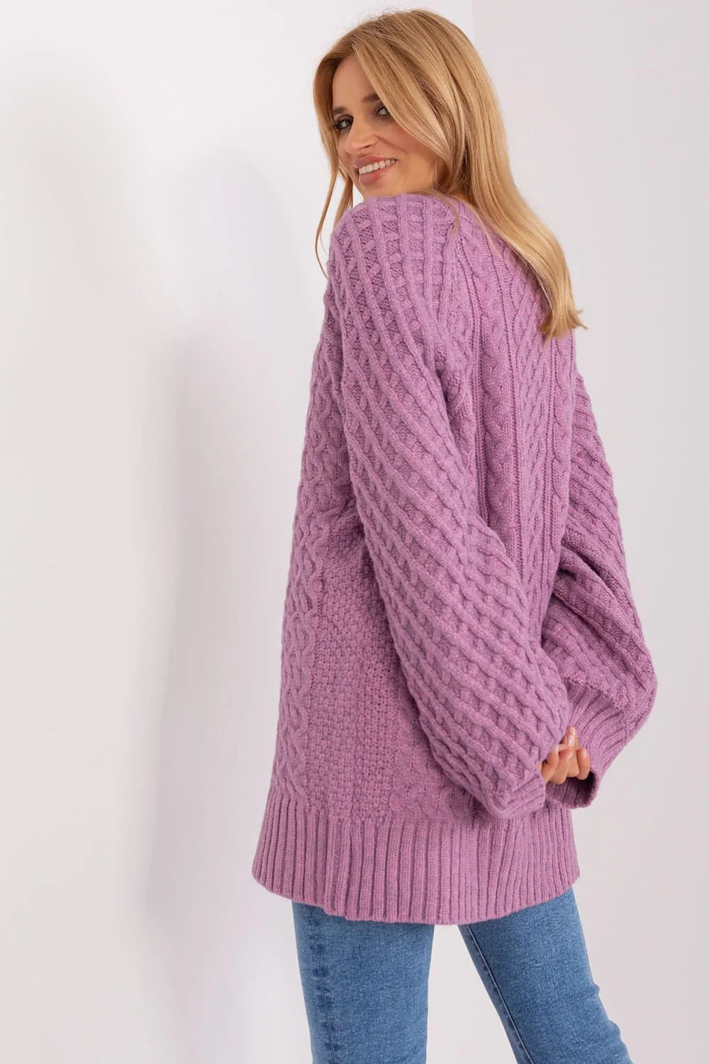 Pull long pour femme en tricot torsadé couleur violet clair coupe ample manches longues acrylique doux