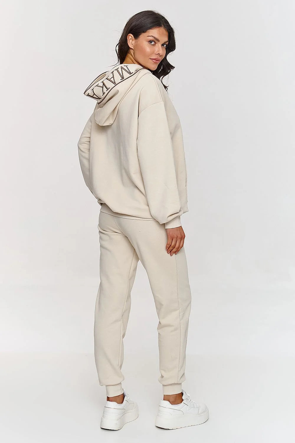 Ensemble Makadamia sweatshirt capuche joggers coton maille beige clair femme style urbain moderne confortable