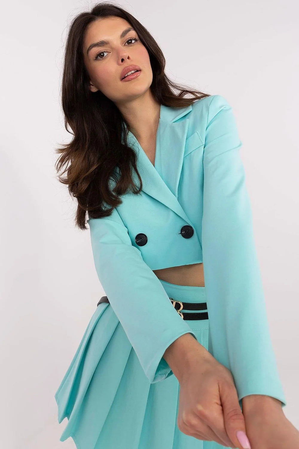 Blazer et jupe femme style croisé et patineuse bleu clair tissu polyester élasthanne occasion semi-formelle