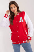 Veste universitaire femme style américain rouge blanc manches blanches col rond coutures contrastantes fermeture boutons pression