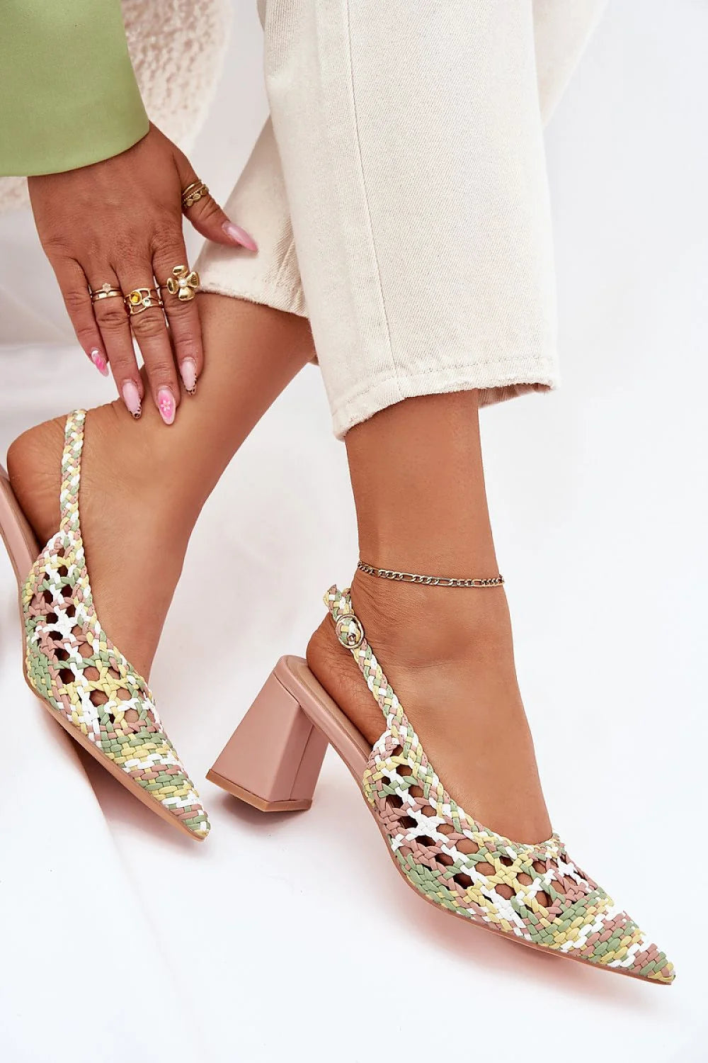 Sandales femmes design tissé talon carré 7 cm confort élégance soirées été spéciales mode chaussures